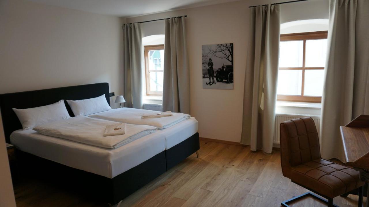 Hotelgasthof Kirchenwirt Schierling Exterior photo