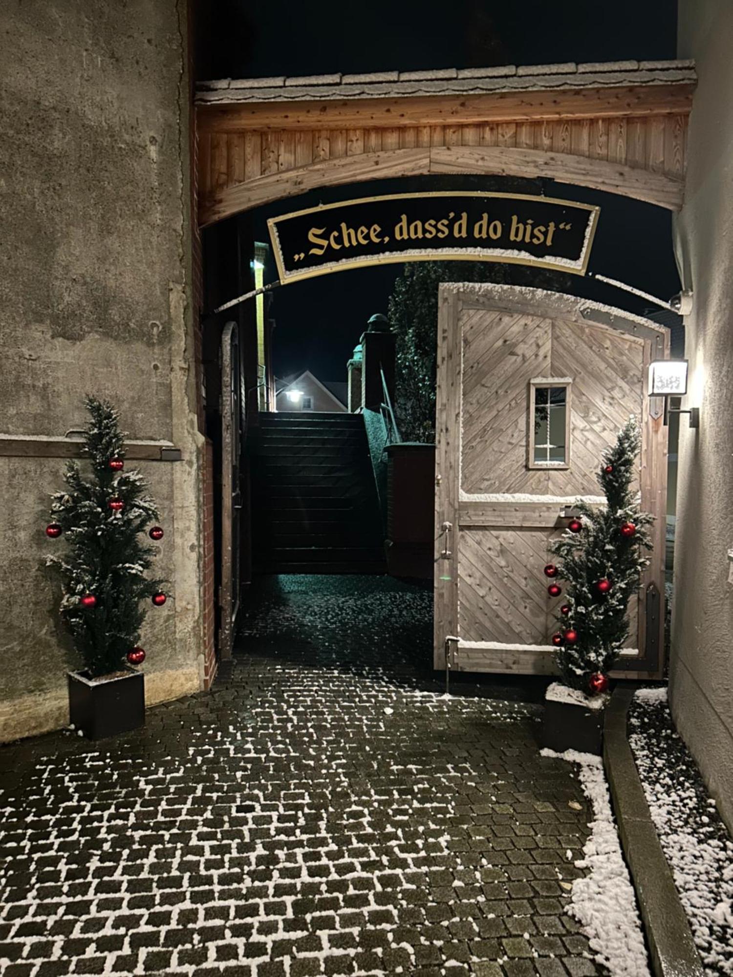 Hotelgasthof Kirchenwirt Schierling Exterior photo
